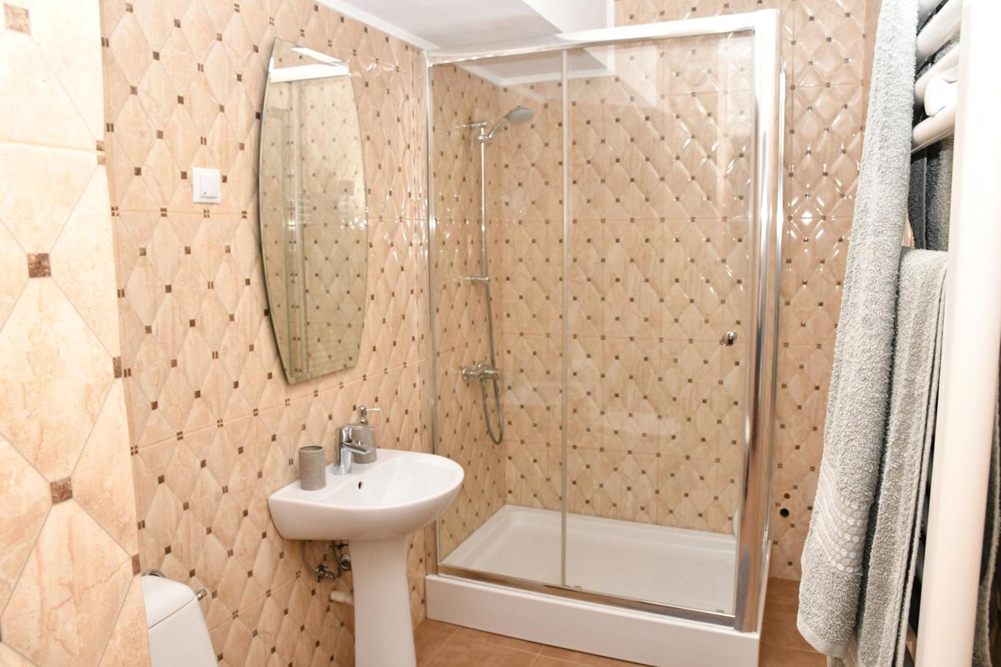 Apartament Luxury - Promenada Mall Craiova Exterior photo